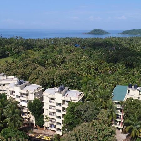 Club X Apartment Canacona Bagian luar foto