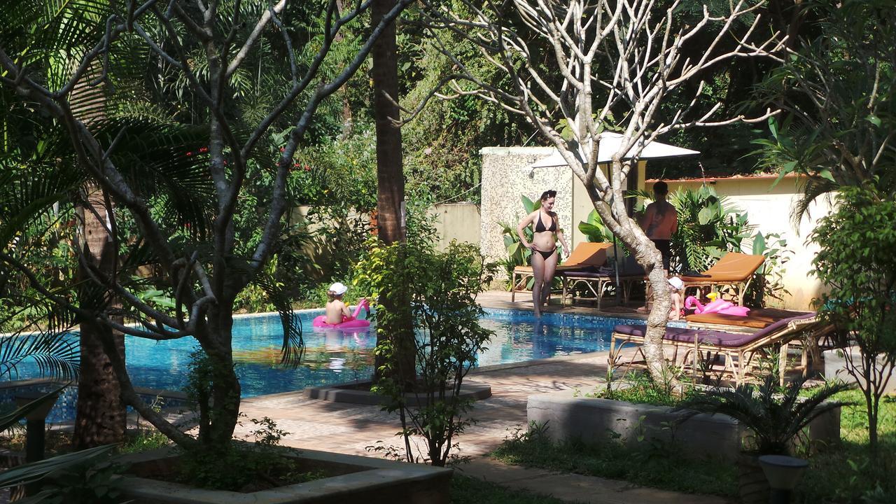 Club X Apartment Canacona Bagian luar foto